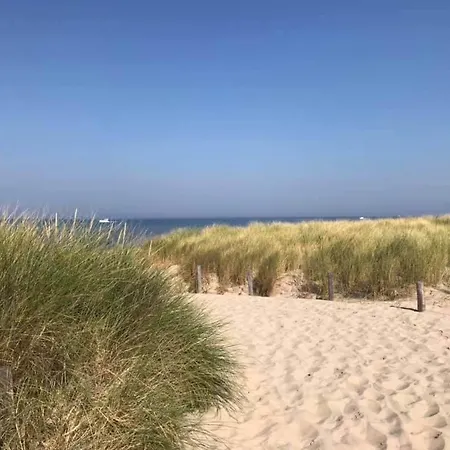 Strandhuis De Zon - Recreatiepark De Watersnip Petten Exterior foto